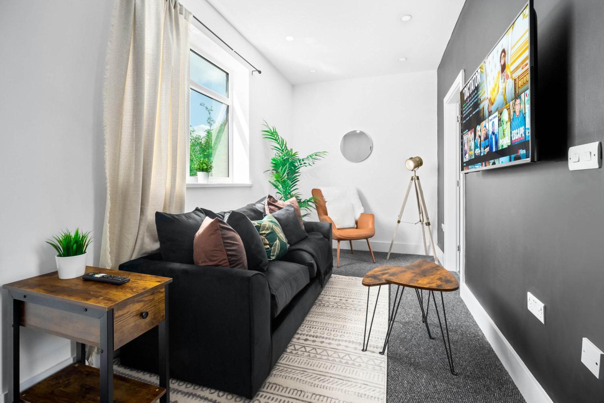 Luxe Apartment - Rowley Regis - Parking - Top Rated - Netflix - Wifi - 49Bg Cradley Heath エクステリア 写真