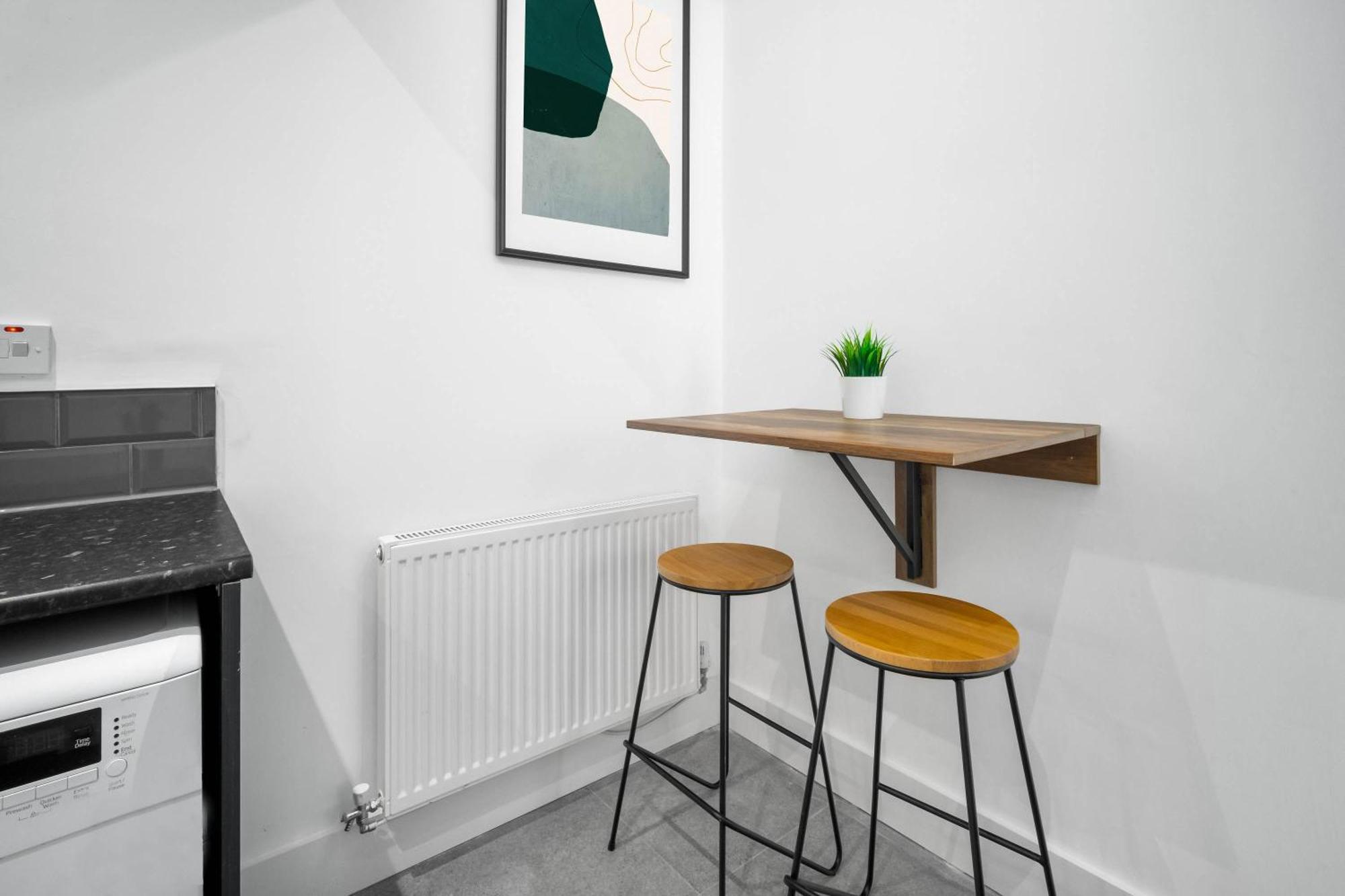 Luxe Apartment - Rowley Regis - Parking - Top Rated - Netflix - Wifi - 49Bg Cradley Heath エクステリア 写真